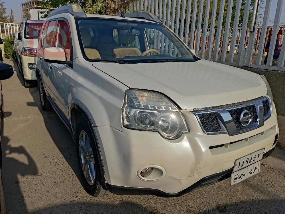 نیسان ئێکس ترەیل